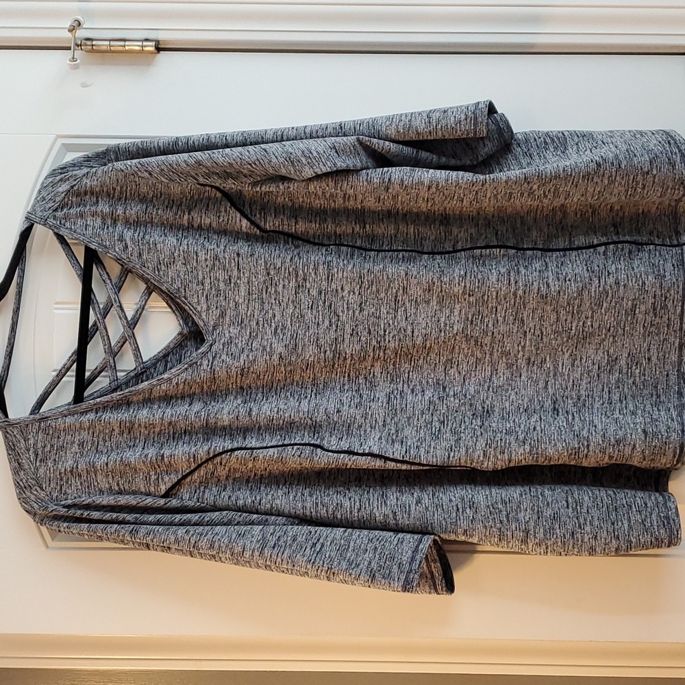 Catherine's 3x (26/28) Black Athletic Top